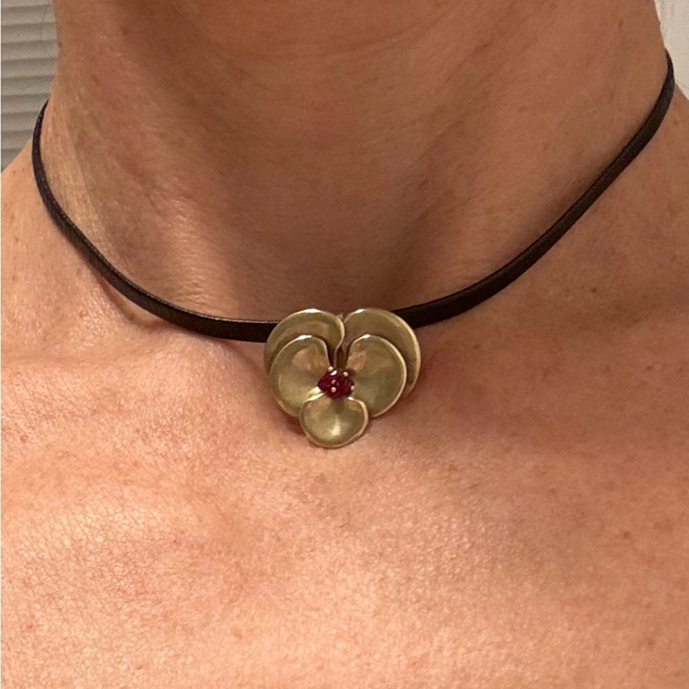 Annette Ferdinandsen Choker